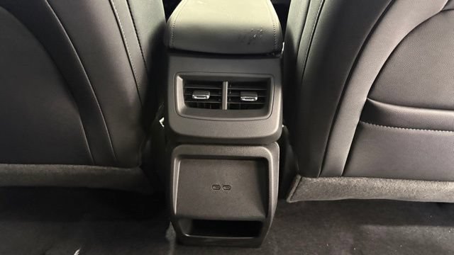 New 2026 Chevrolet Equinox EV LT AWD/4WD image 29