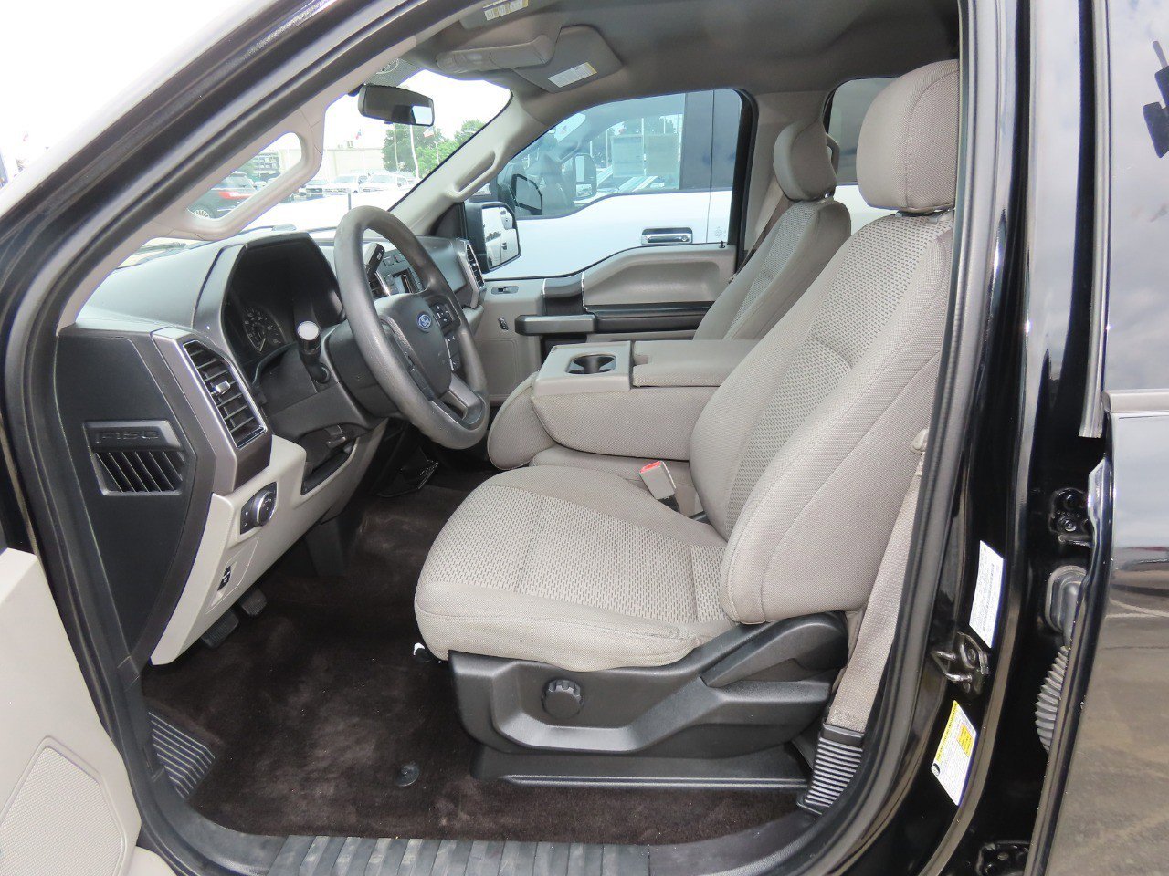 Used 2018 Ford F150 XLT RWD image 21