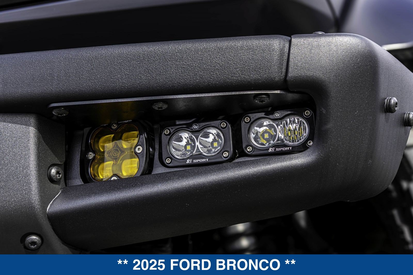 Used 2025 Ford Bronco Badlands AWD/4WD image 22
