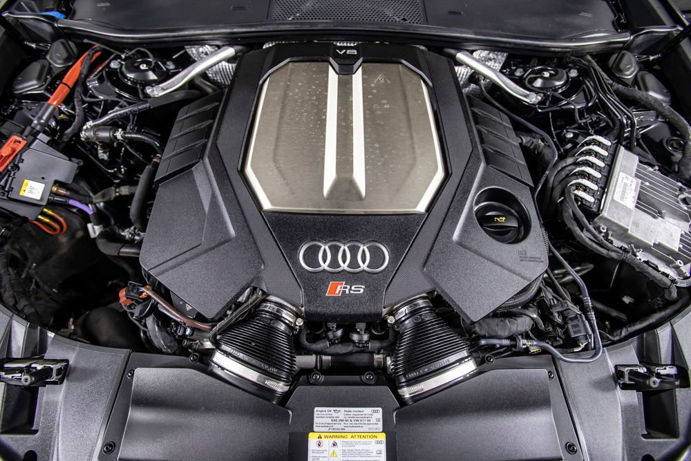 Used 2025 Audi RS 6 performance image 49