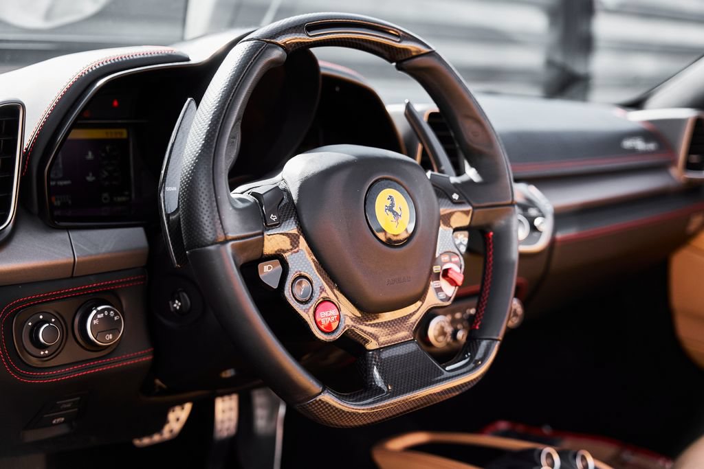 Used 2012 Ferrari 458 Spider RWD image 39