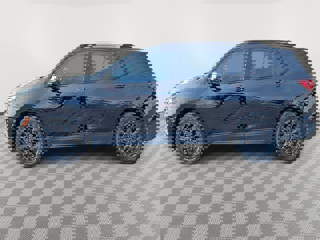 Used 2023 Chevrolet Equinox RS w/ LPO, Floor Liner Package image 8