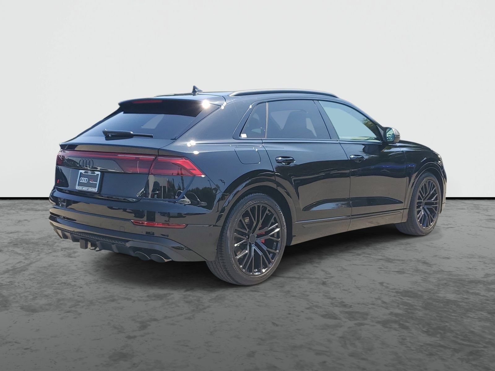 Used 2026 Audi SQ8 Premium Plus AWD/4WD image 4
