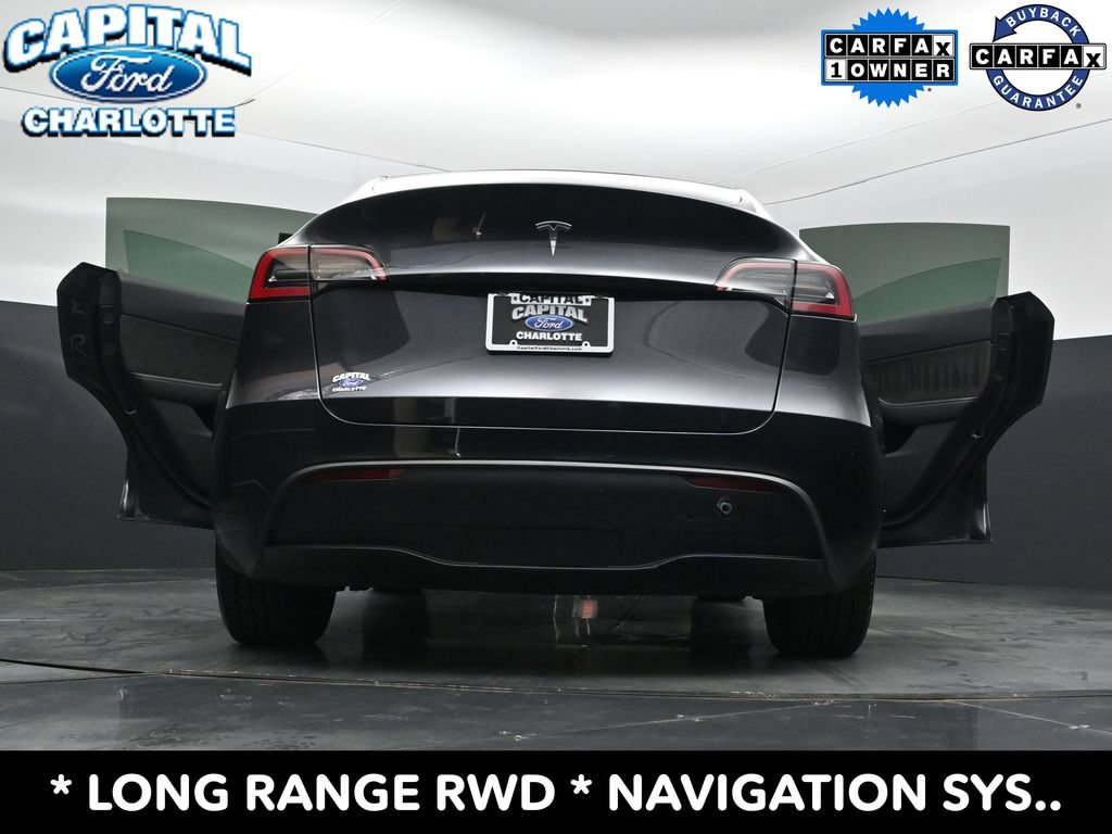 Used 2024 Tesla Model Y Long Range RWD image 35