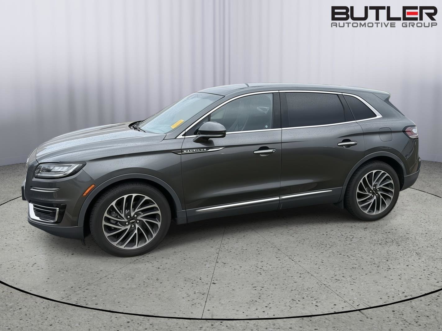Used 2019 Lincoln Nautilus Reserve FWD image 3