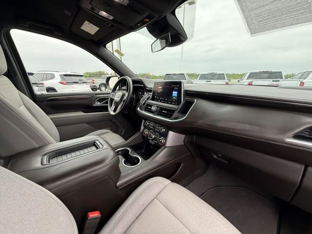 Used 2023 GMC Yukon SLE RWD image 31