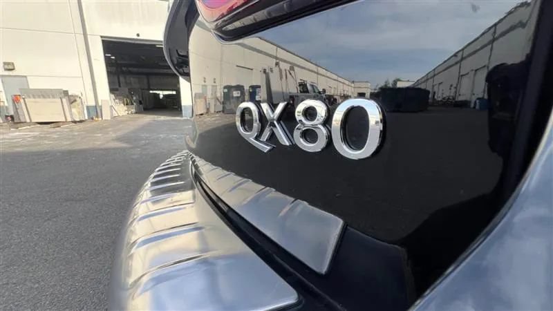 Used 2019 INFINITI QX80 Luxe w/ 22" Wheel Package RWD image 44