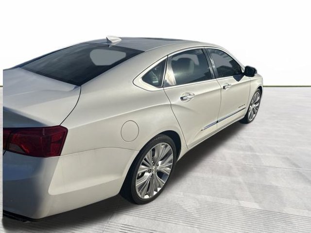 Used 2015 Chevrolet Impala LTZ FWD image 3