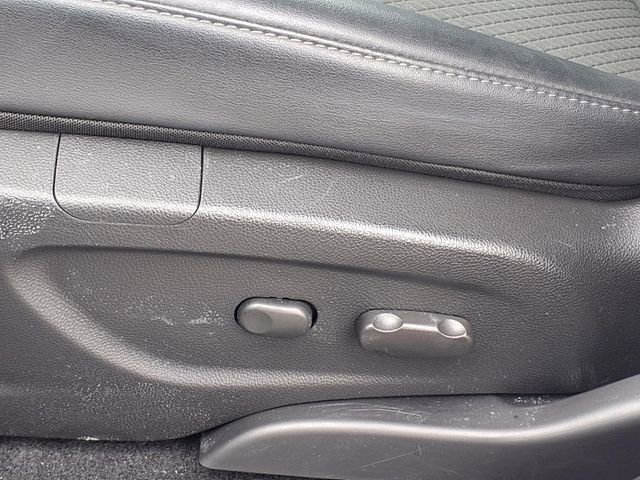 Used 2022 Buick Encore Preferred w/ Safety Package image 4