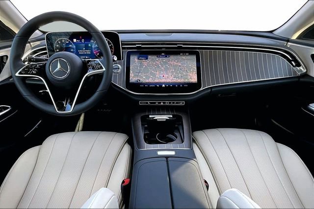 New 2026 Mercedes-Benz E 350 4MATIC Sedan image 7