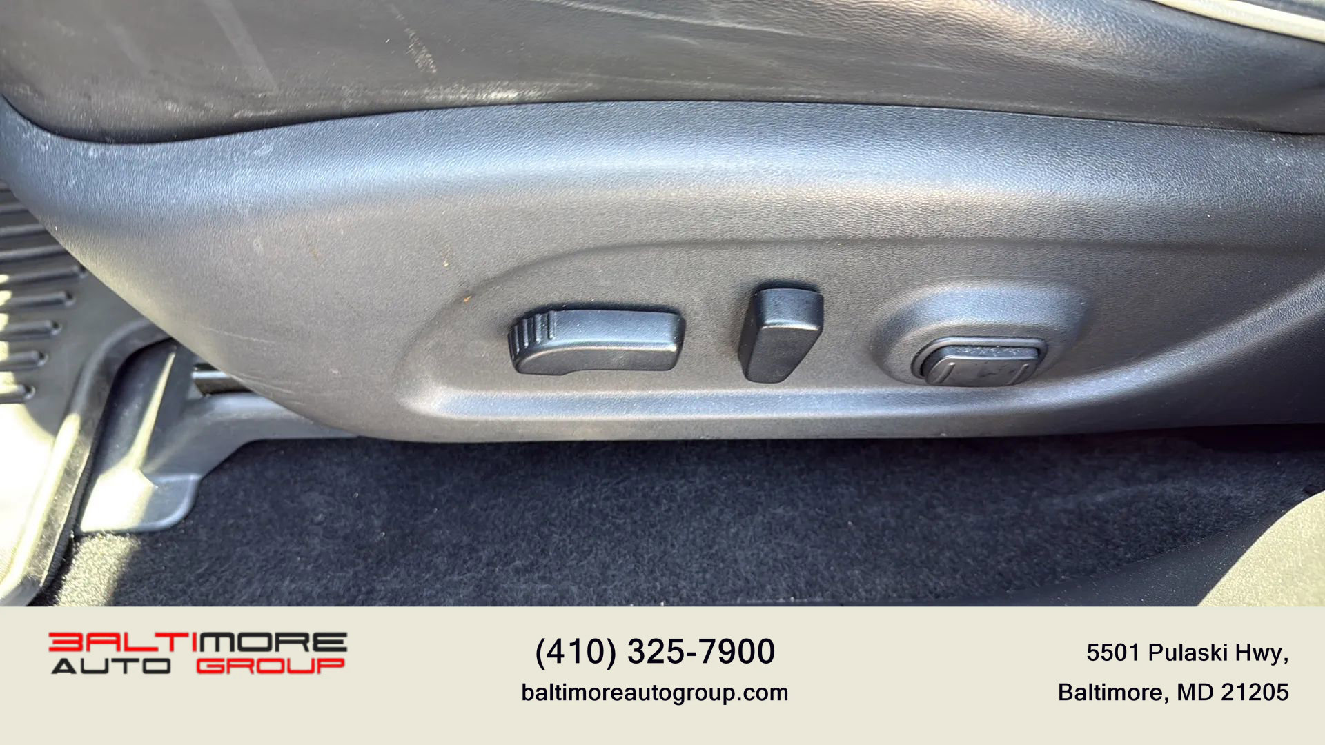 Used 2019 INFINITI QX60 Luxe w/ Essential Package image 13