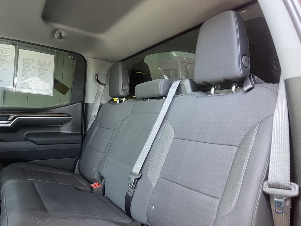Used 2025 Chevrolet Silverado 1500 LT AWD/4WD image 14