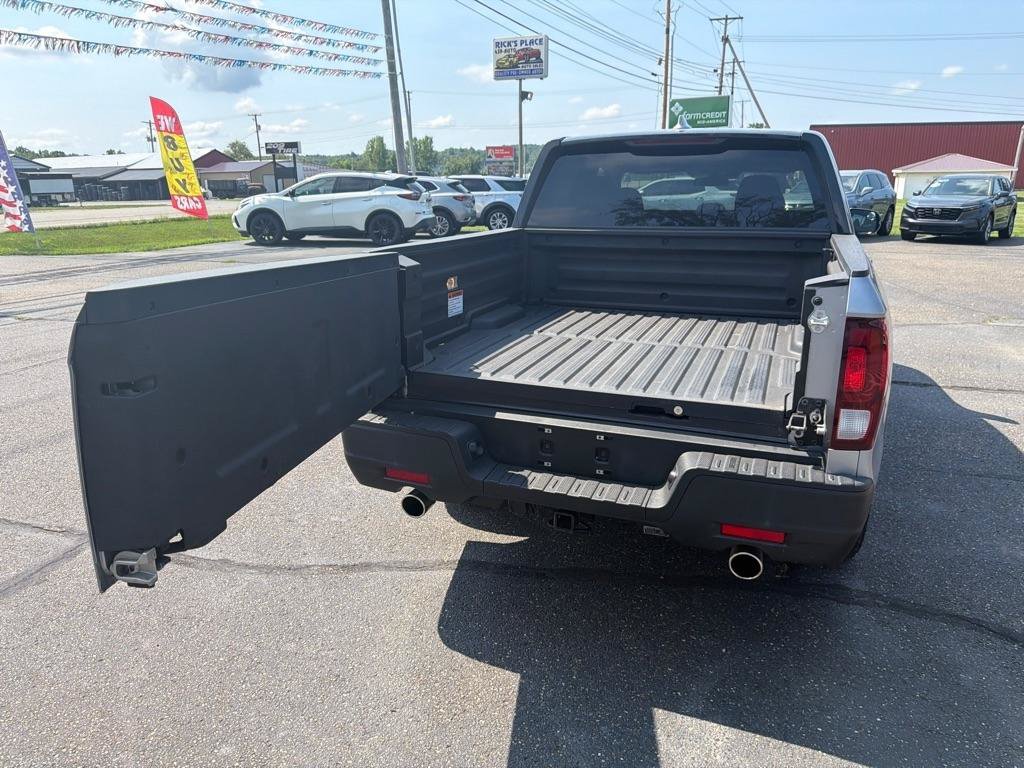 Used 2023 Honda Ridgeline Sport image 29