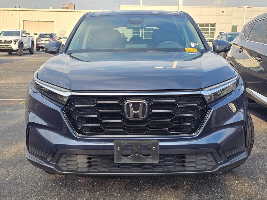 Used 2025 Honda CR-V EX image 2