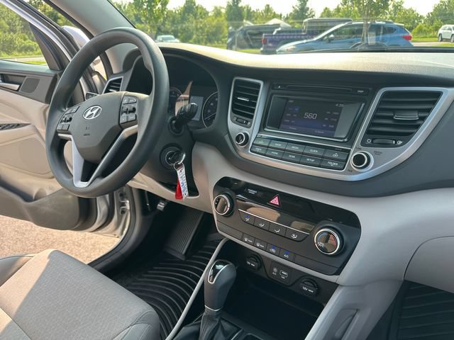 Used 2017 Hyundai Tucson SE w/ SE Popular Package 02 FWD image 35