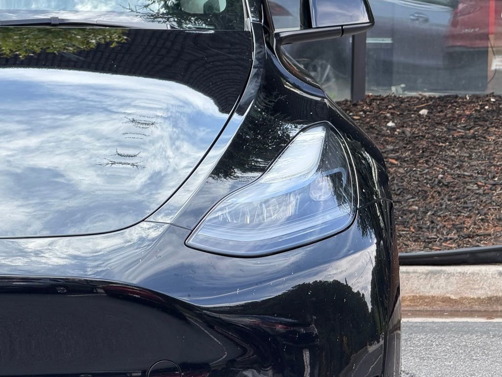 Used 2024 Tesla Model Y Long Range AWD/4WD image 5
