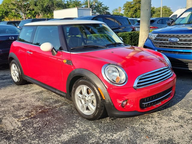 Used 2013 MINI Cooper Hardtop FWD image 2