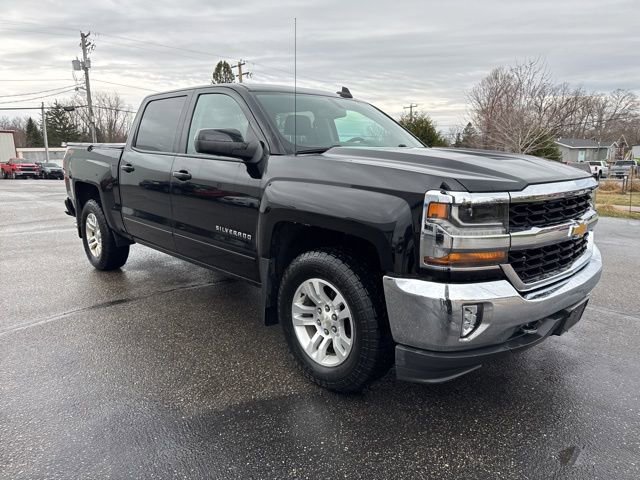Used 2018 Chevrolet Silverado 1500 LT w/ All Star Edition AWD/4WD image 7