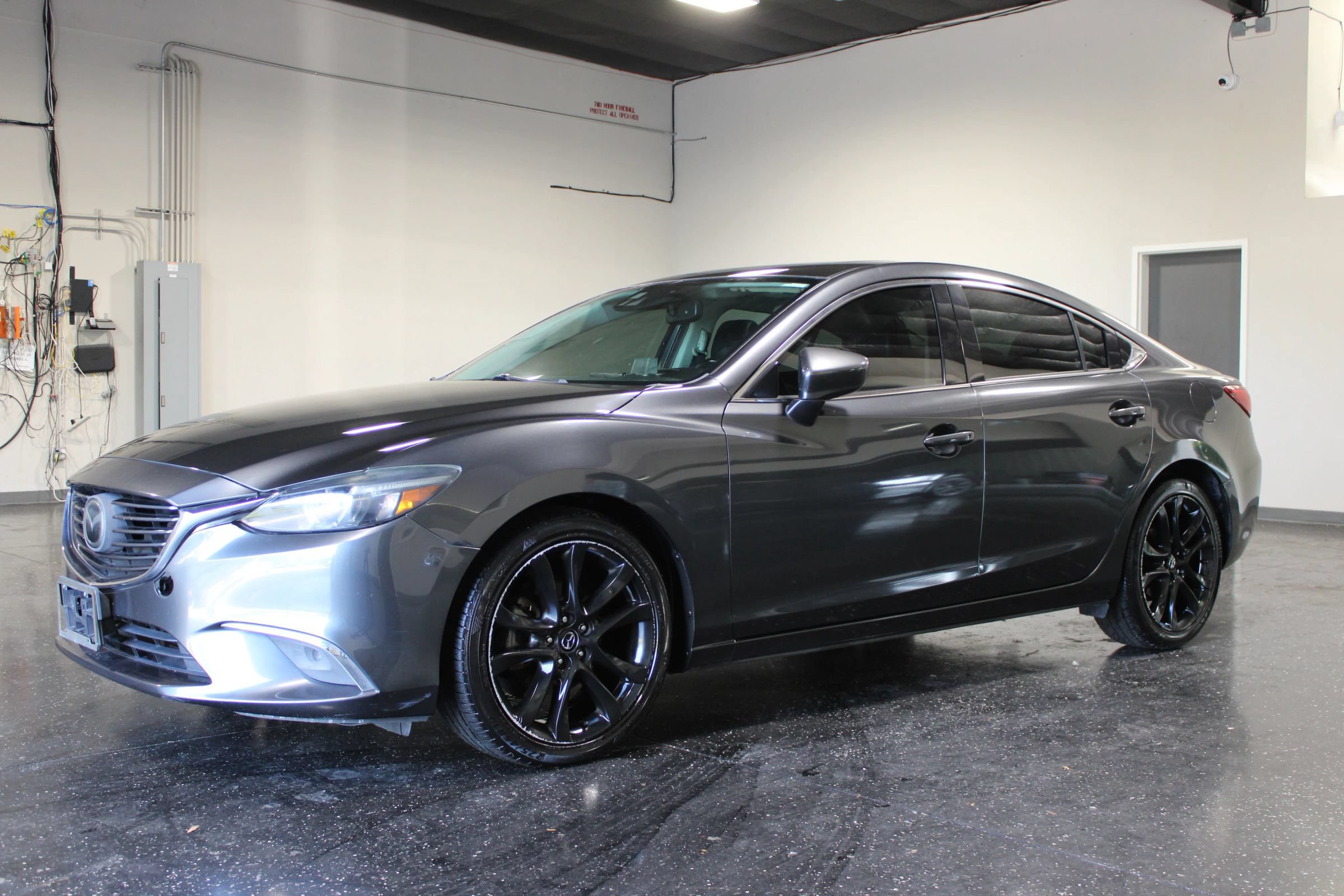 Used 2016 MAZDA MAZDA6 Grand Touring w/ GT Technology Package FWD image 9