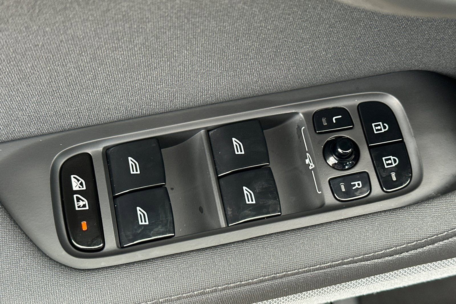 Used 2023 Polestar Polestar 2 w/ Pilot Pack image 15