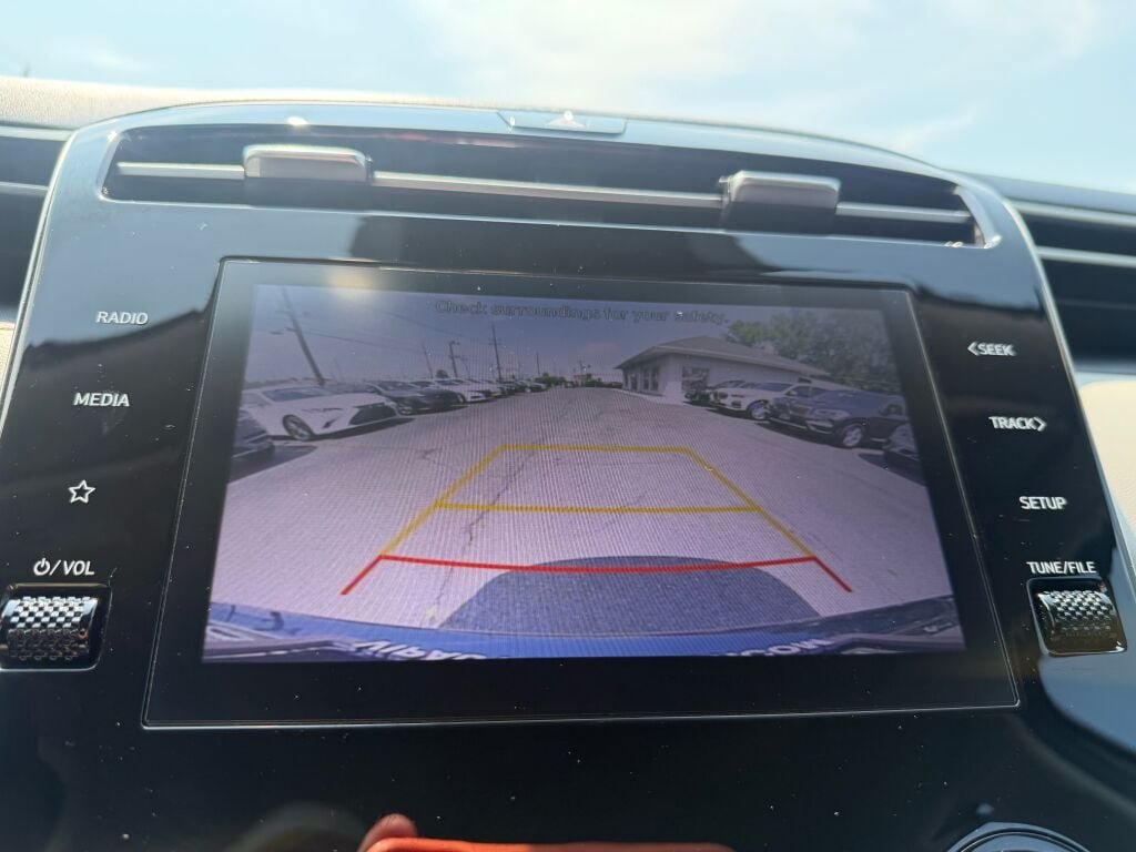Used 2023 Hyundai Tucson SE AWD/4WD image 17