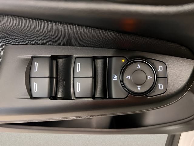 Certified 2025 Buick Envista Preferred FWD image 13