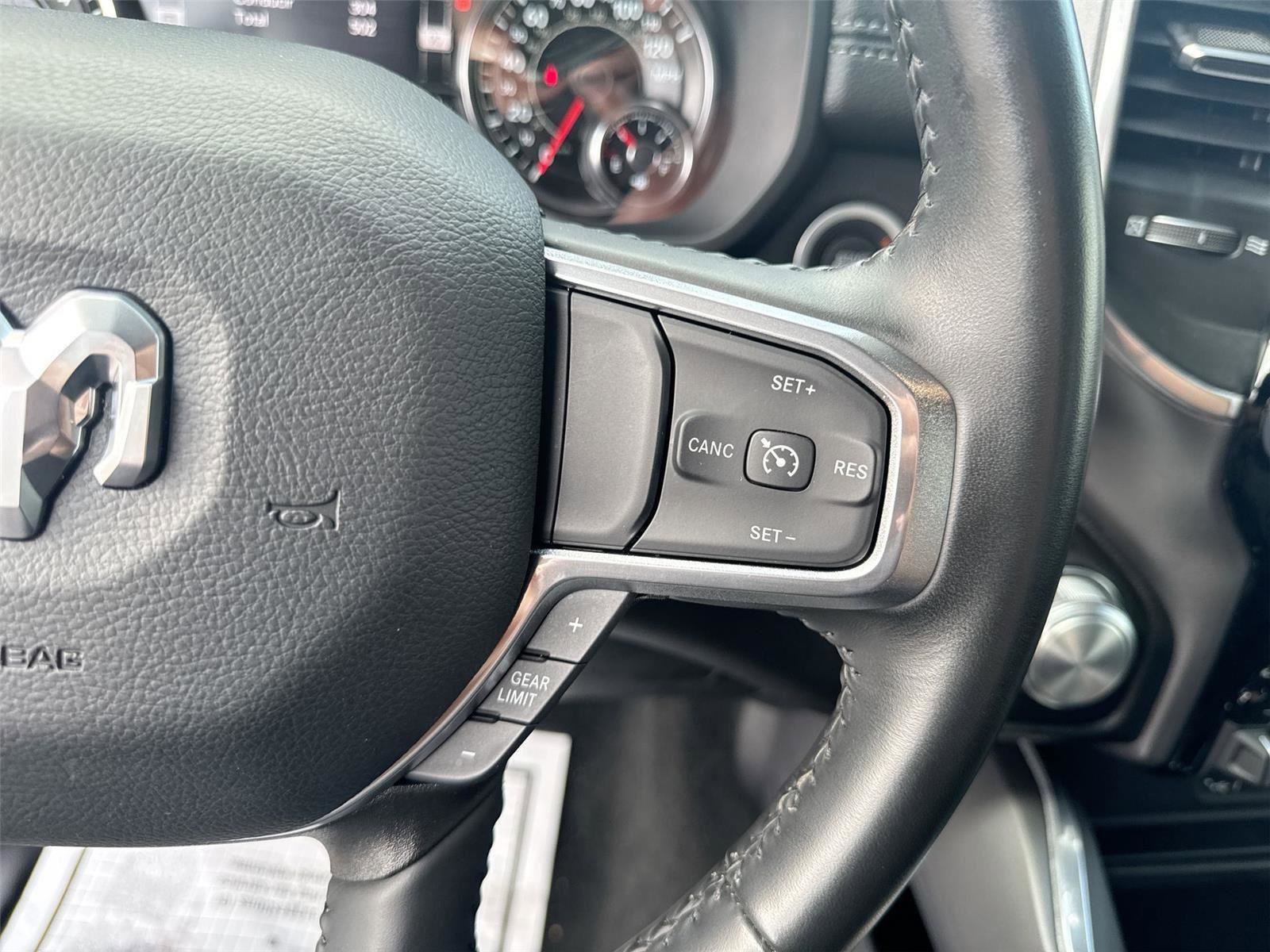 Used 2023 RAM 1500 Laramie AWD/4WD image 27
