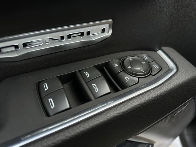 Used 2023 GMC Sierra 1500 Denali w/ Denali Reserve Package image 15