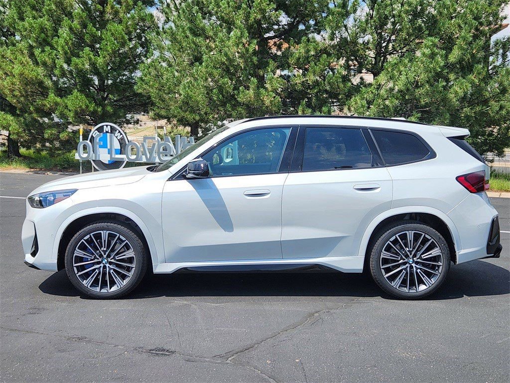 Used 2025 BMW X1 M35i w/ Premium Package image 2