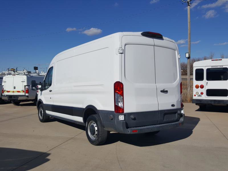Used 2018 Ford Transit 250 148 Medium Roof image 9