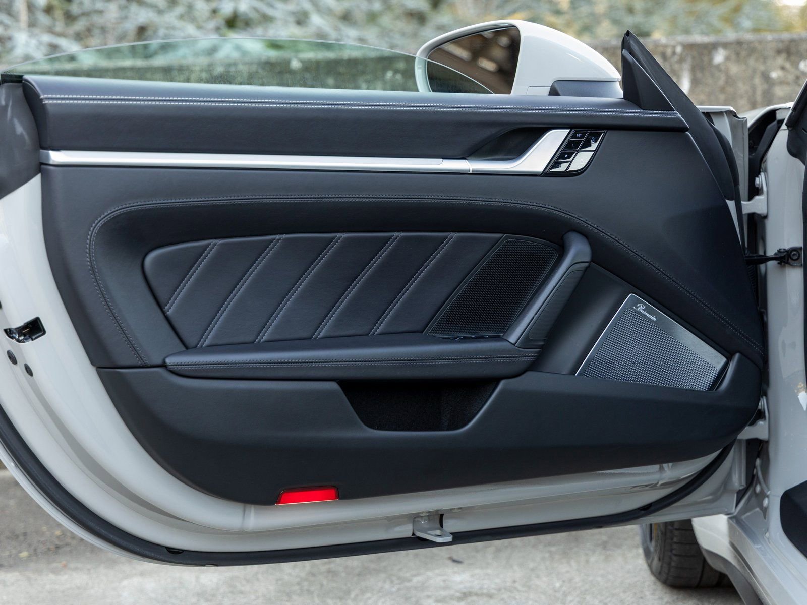 Certified 2021 Porsche 911 Turbo S image 24