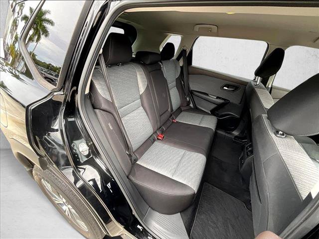 Used 2023 Nissan Rogue SV FWD image 26