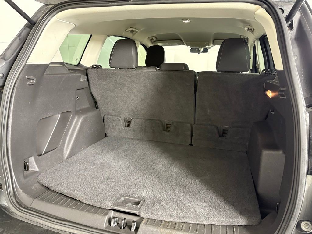 Used 2018 Ford Escape SE image 18