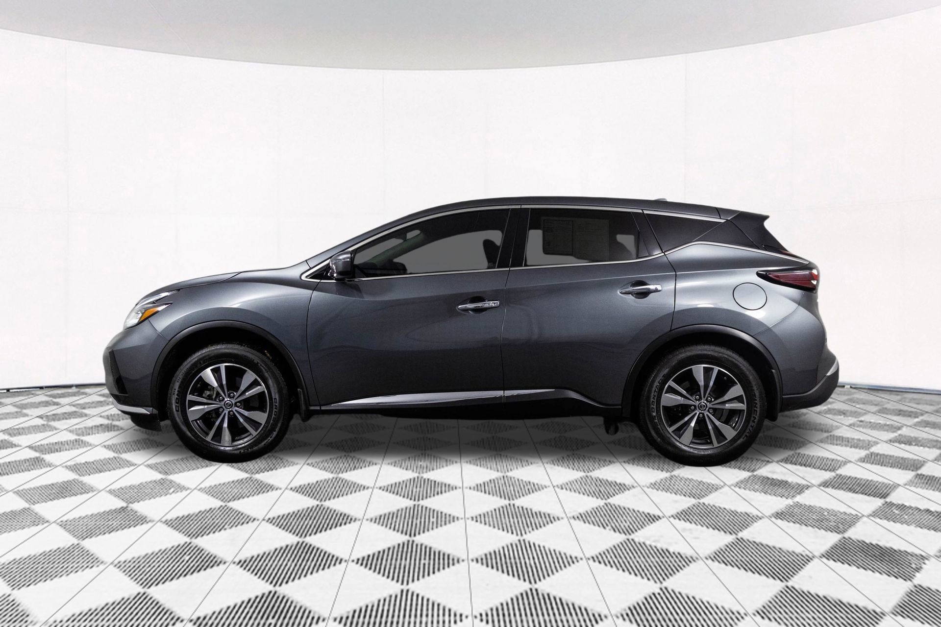 Used 2019 Nissan Murano S image 11