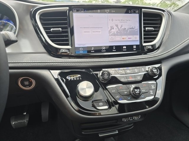 New 2025 Chrysler Pacifica Select w/ Fav Edition Package image 30