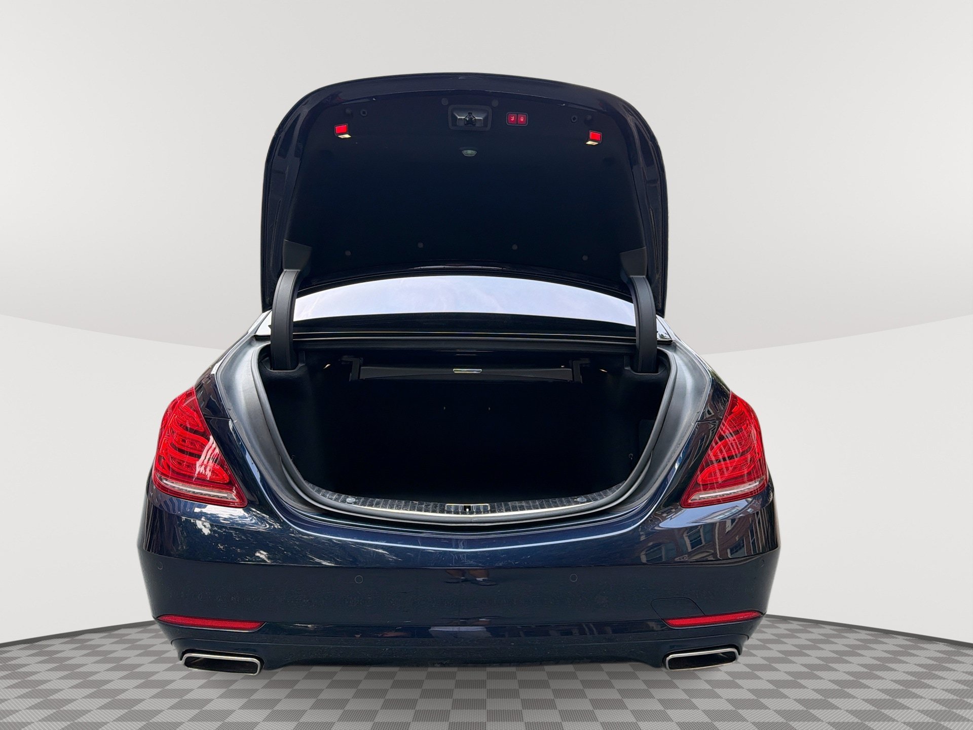 Used 2015 Mercedes-Benz S 550 Sedan image 21