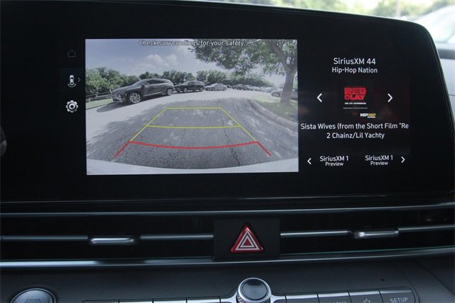 Certified 2025 Hyundai Elantra SEL image 15