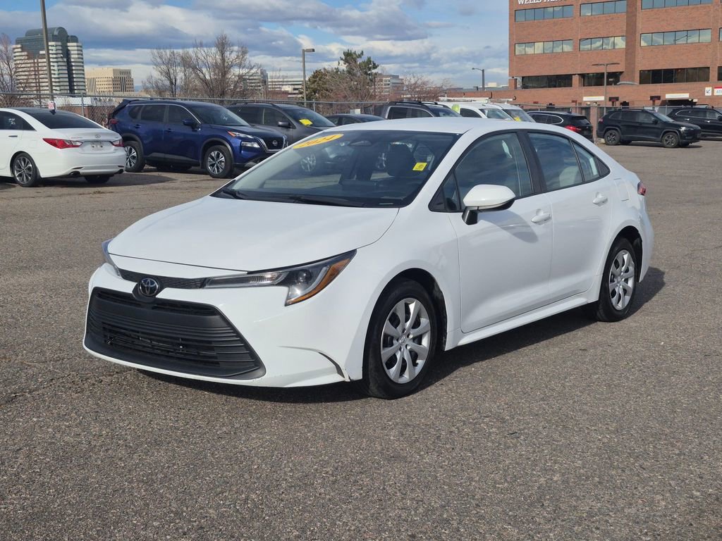 Used 2024 Toyota Corolla LE image 4