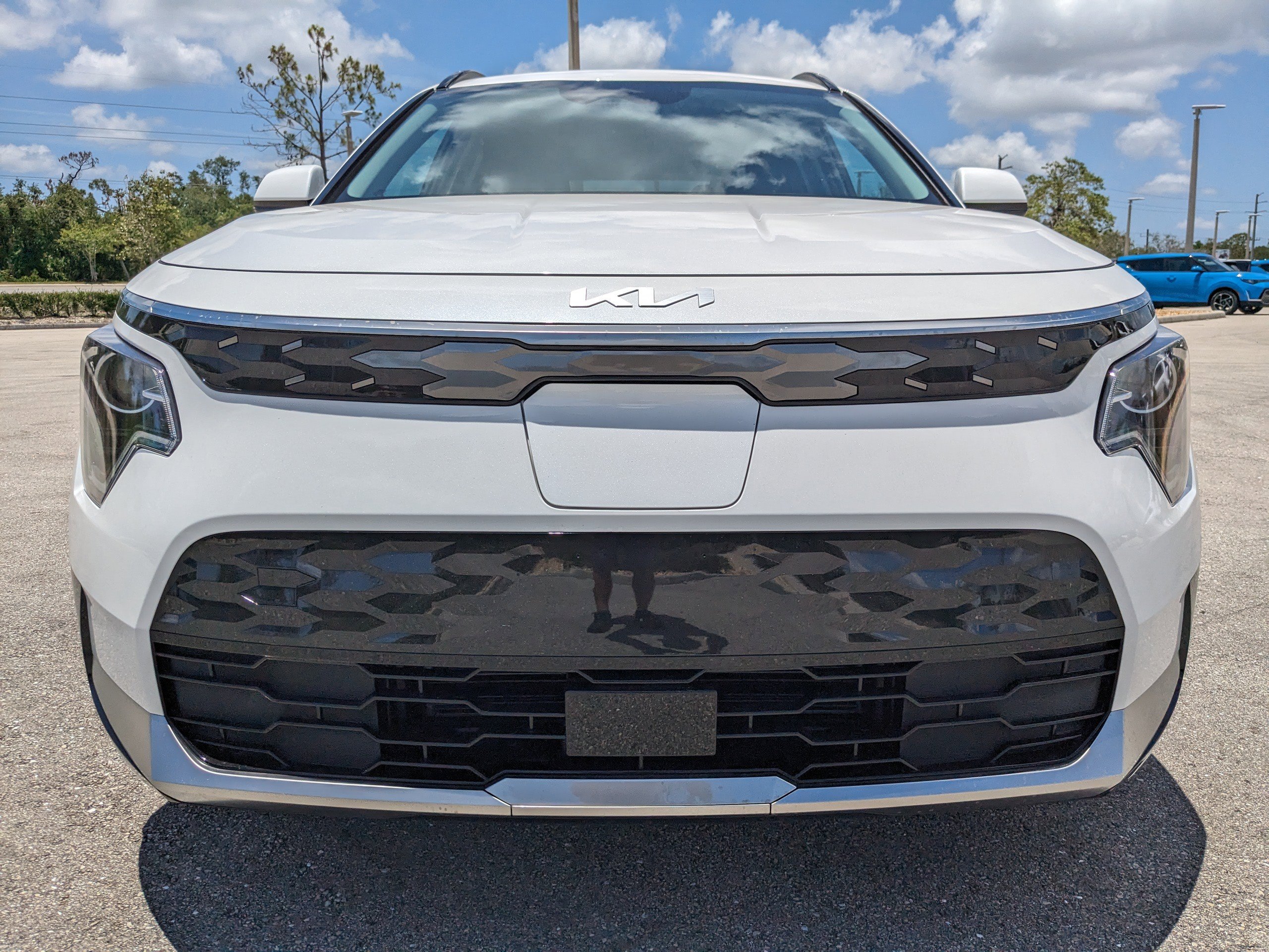 New 2025 Kia Niro Wind image 10