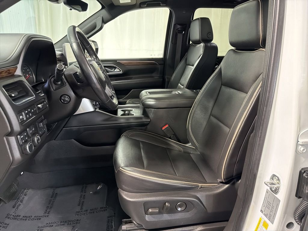 Used 2021 Chevrolet Suburban Premier w/ Premium Package AWD/4WD image 5