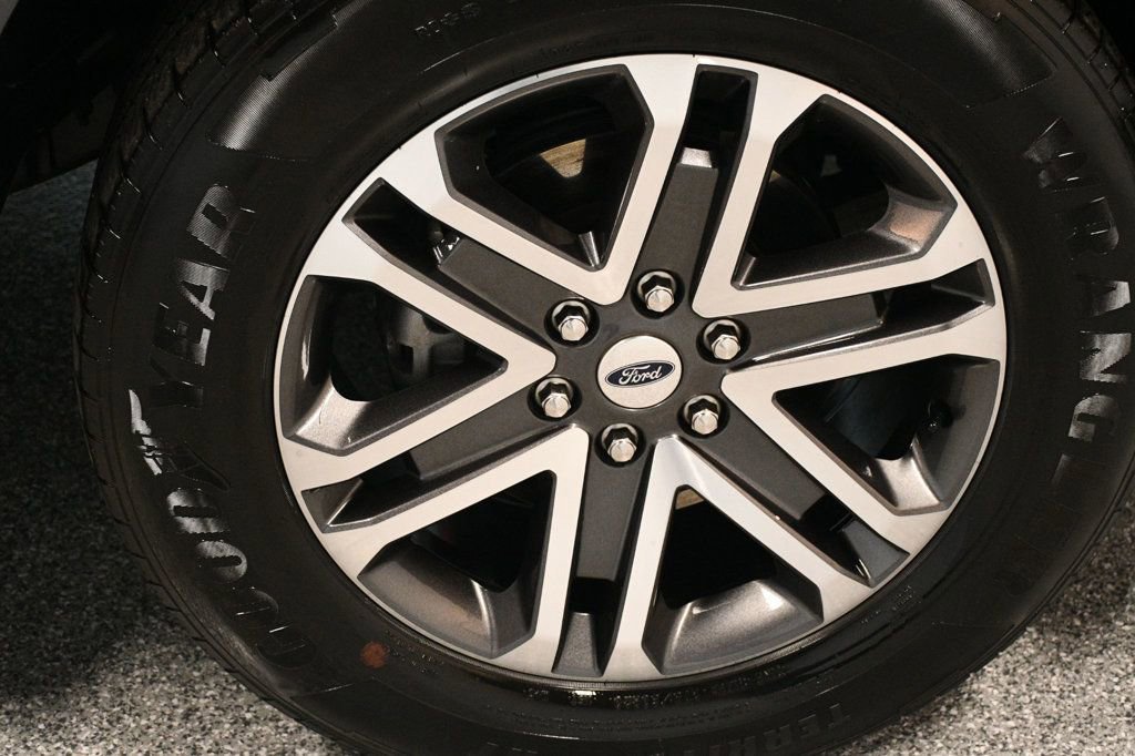 Used 2021 Ford F150 XL w/ STX Appearance Package image 20