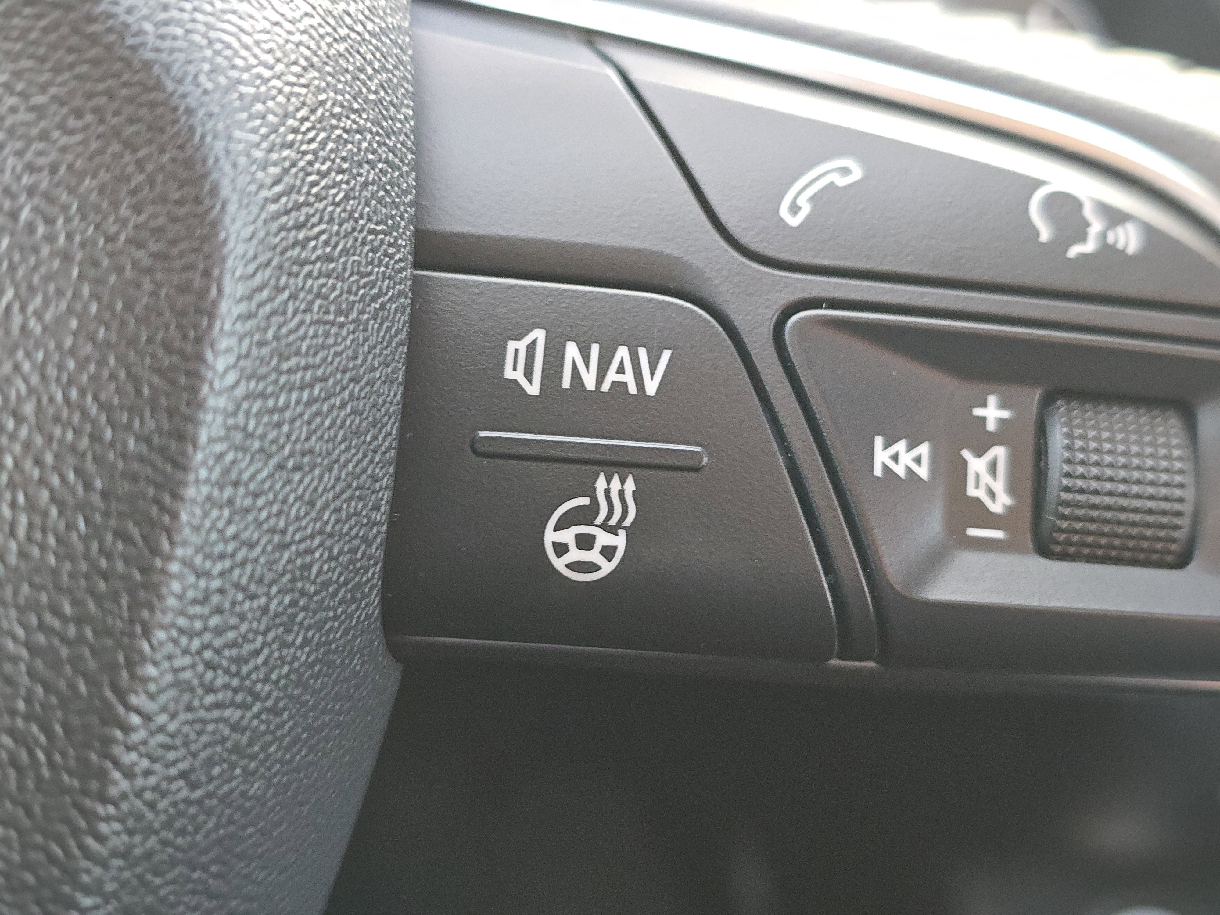 Used 2018 Audi Q5 Prestige w/ Prestige Package image 12