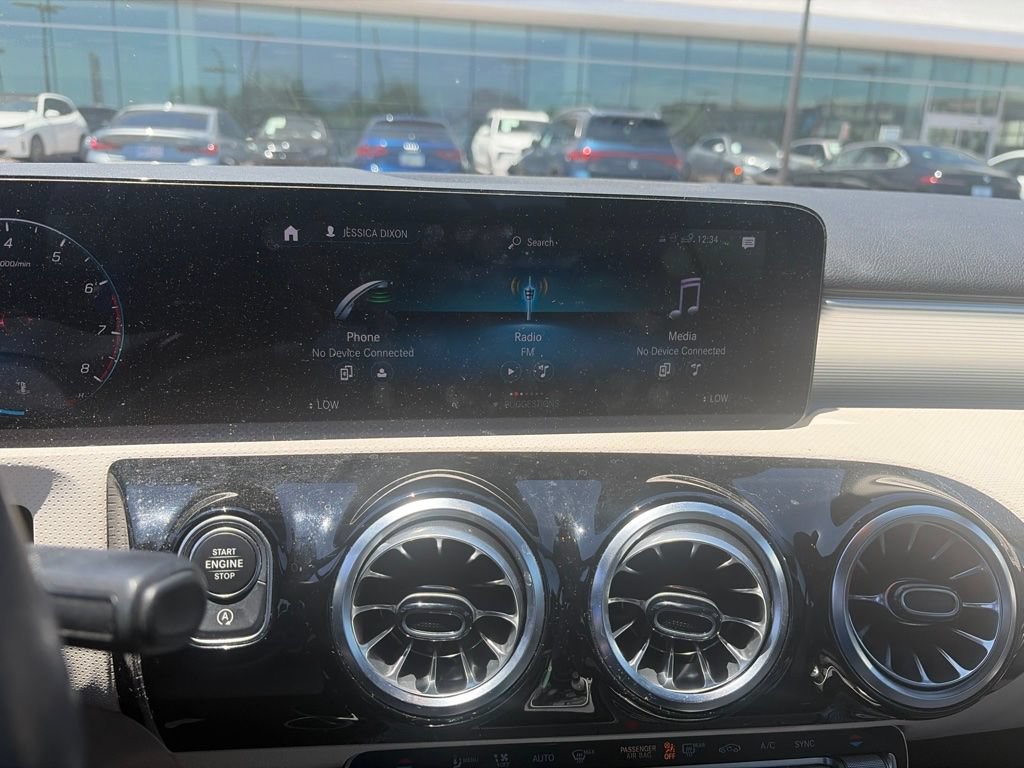 Used 2022 Mercedes-Benz A 220 image 8
