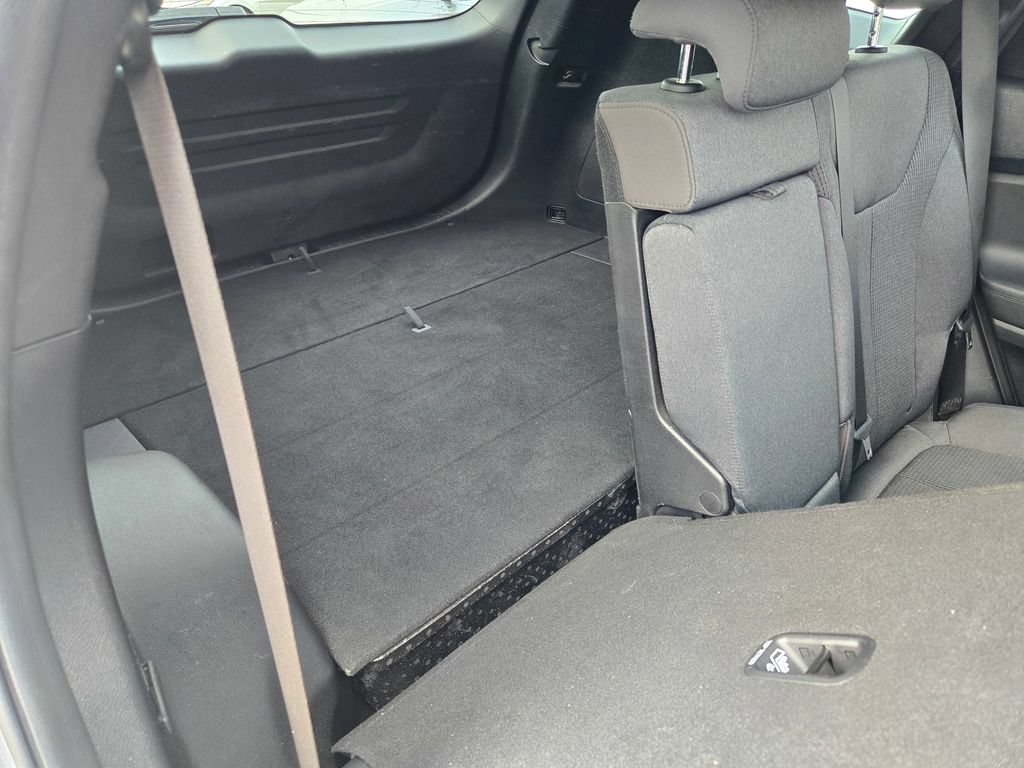 Used 2019 Hyundai Santa Fe SEL FWD image 16
