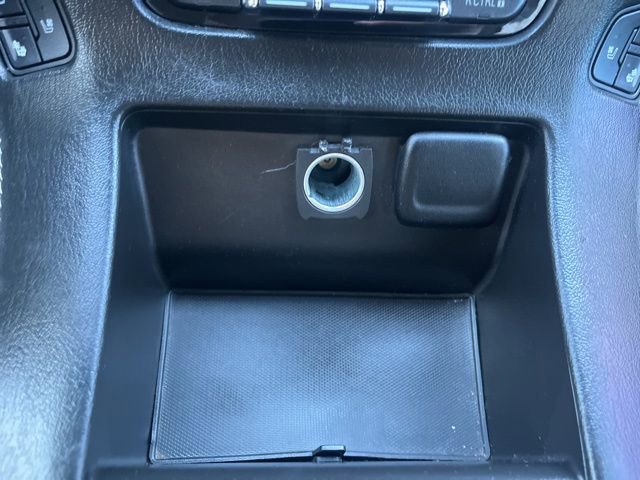 Used 2018 GMC Yukon SLT image 27