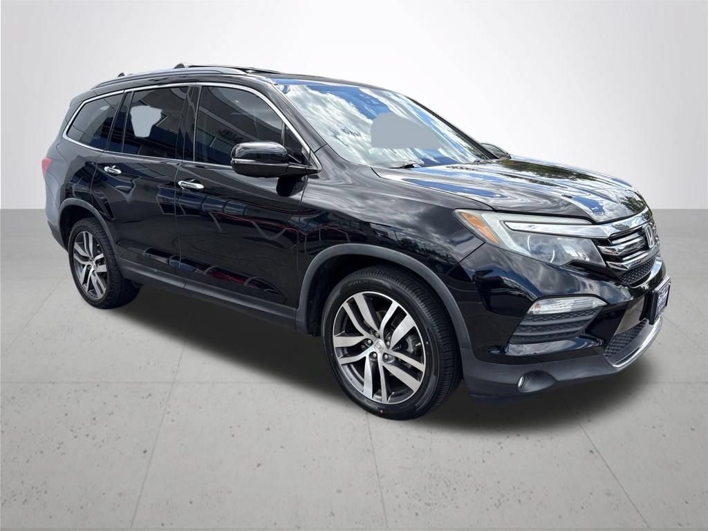 Used 2016 Honda Pilot Elite image 4