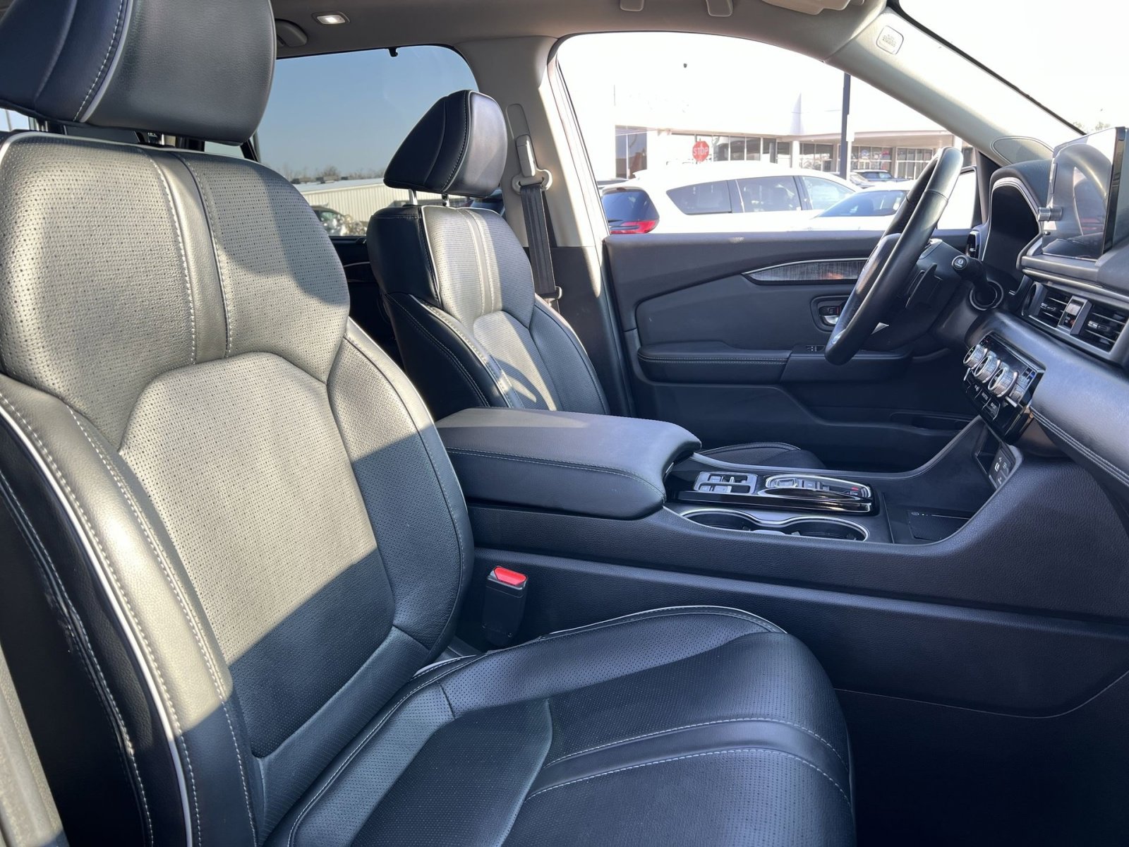 Used 2024 Honda Pilot Elite image 28