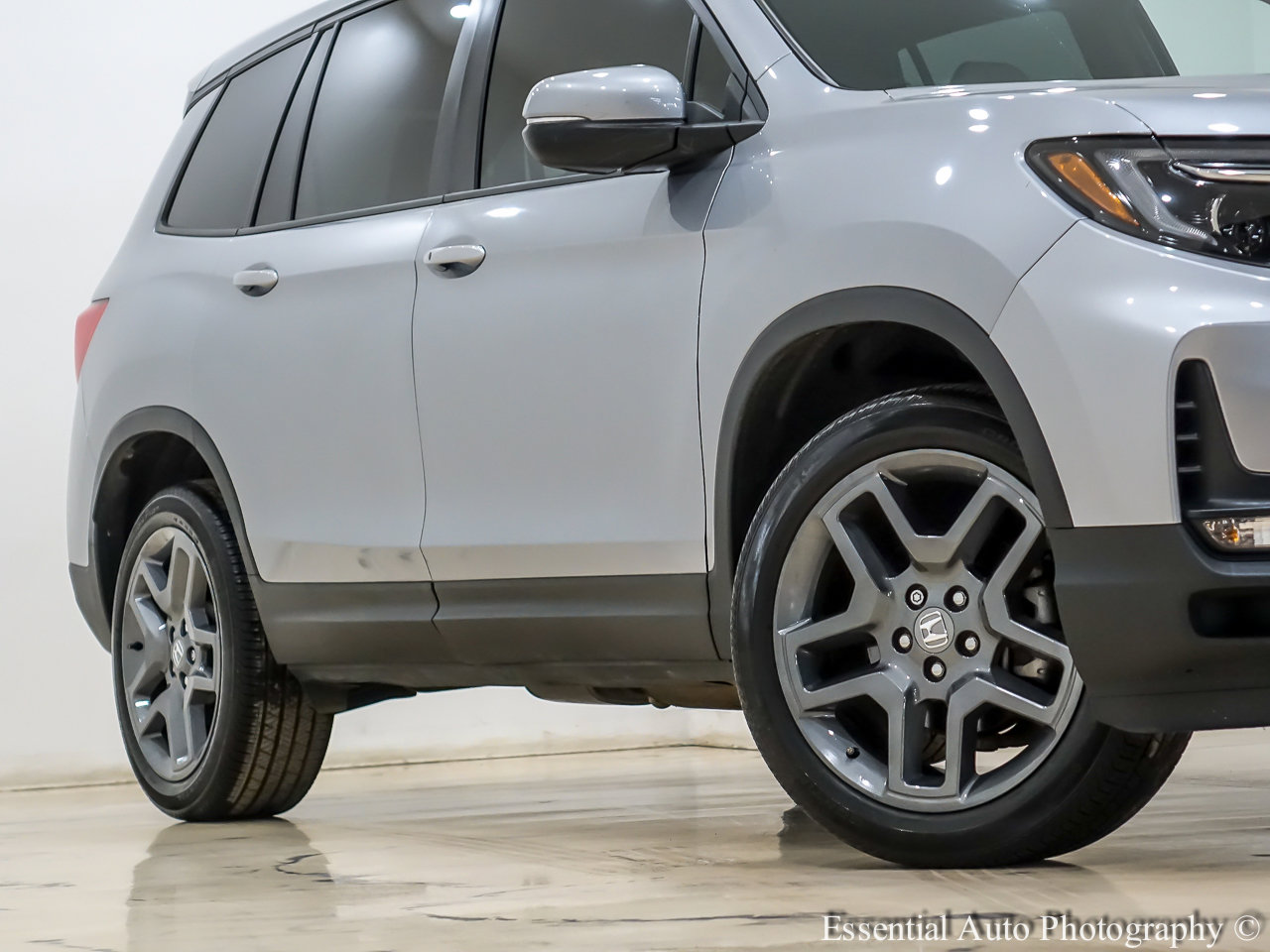 Used 2022 Honda Passport EX-L image 4