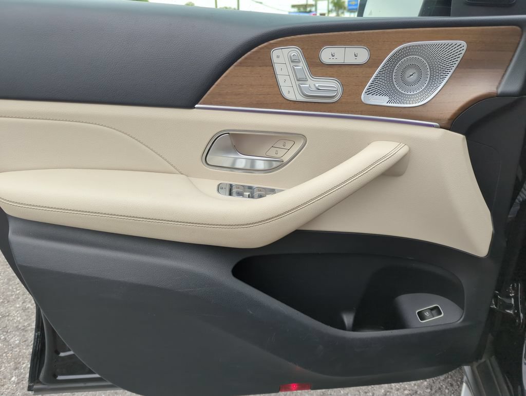 Used 2021 Mercedes-Benz GLE 350 4MATIC w/ 3rd Row Seat Package image 17