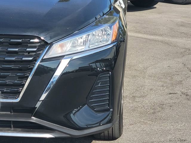 Used 2024 Nissan Kicks S image 3